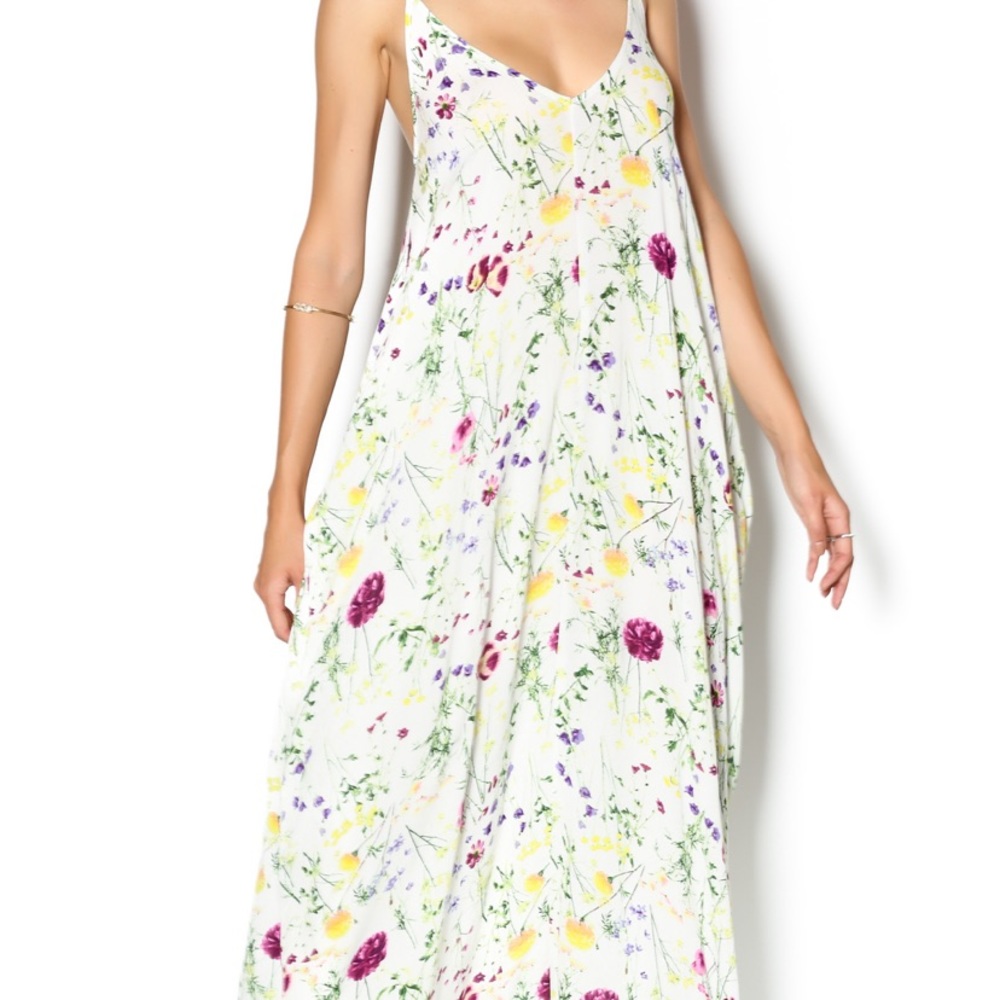 Love stitch floral dress!